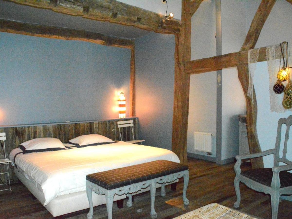 Villa With Hot Tub And Sauna Bièvre Εξωτερικό φωτογραφία