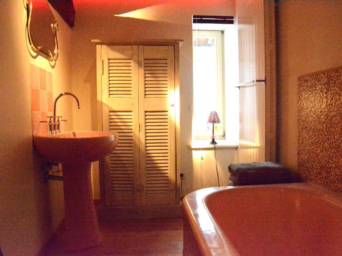 Villa With Hot Tub And Sauna Bièvre Εξωτερικό φωτογραφία